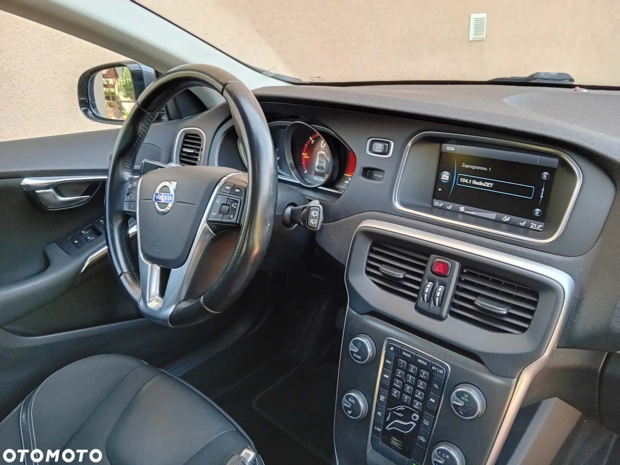 Volvo V40 D2 Summum - 15