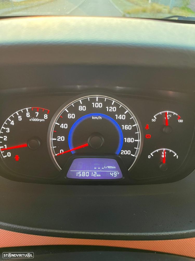 Hyundai i10 1.0 Urban - 8