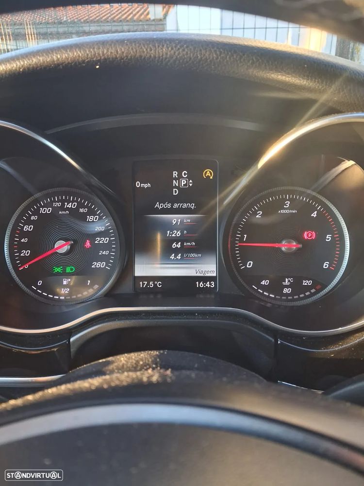 Mercedes-Benz V 220 CDi Longo Avantgarde Aut. - 10