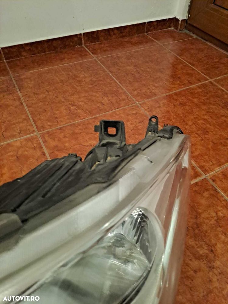 Far stanga original Mercedes Sprinter an 2019-2022 - 3