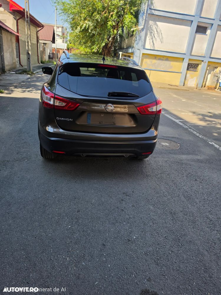 Nissan Qashqai 1.6 DCI Xtronic TEKNA - 2