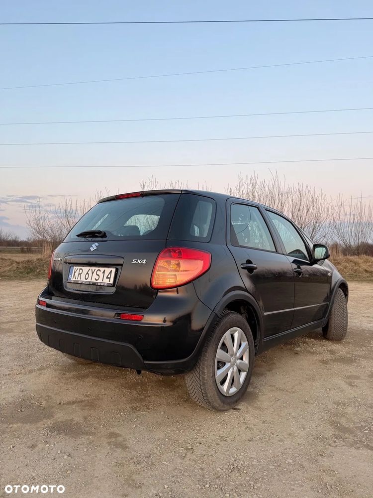 Suzuki SX4 1.5 - 5
