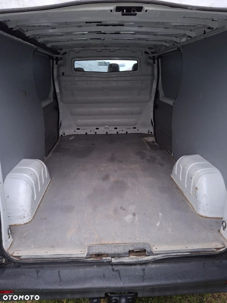 Opel Vivaro - 16