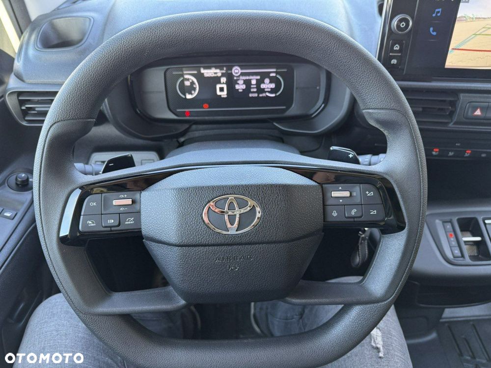 Toyota Proace City - 29