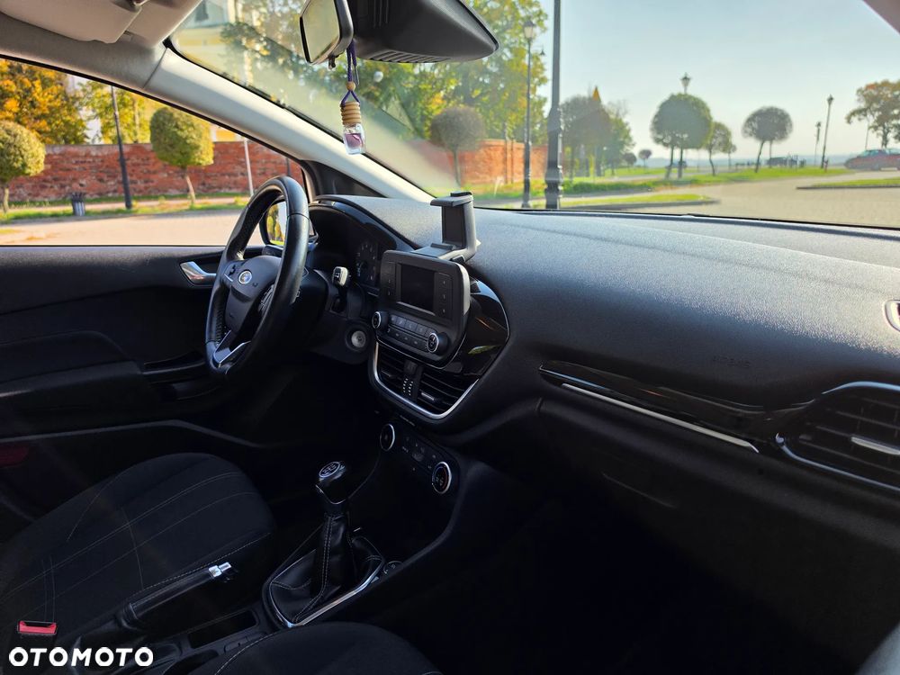 Ford Fiesta - 8