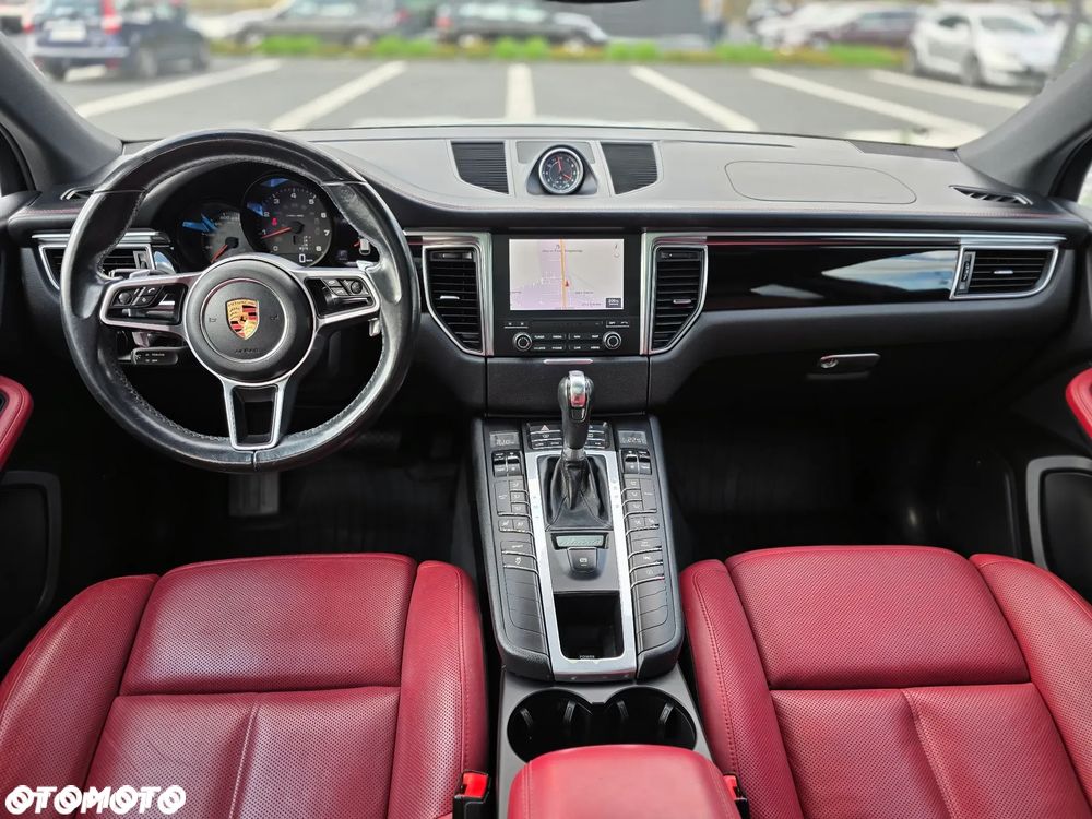 Porsche Macan - 16