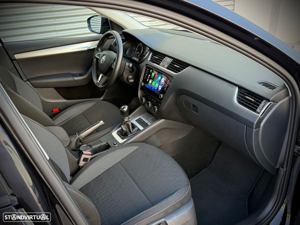 Skoda Octavia Break 1.6 TDi Ambition - 9