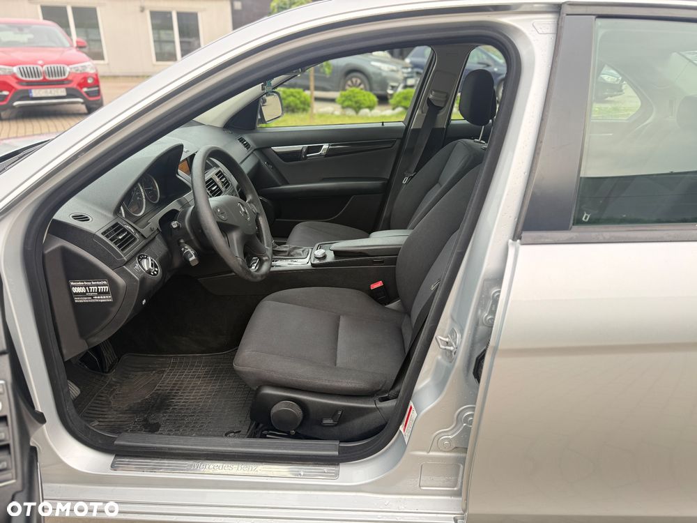 Mercedes-Benz Klasa C 200 CDI DPF Automatik Avantgarde - 10