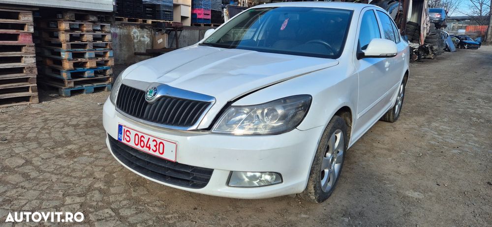 Piese de Skoda Octavia 2 facelift 2012 hatchback - 2