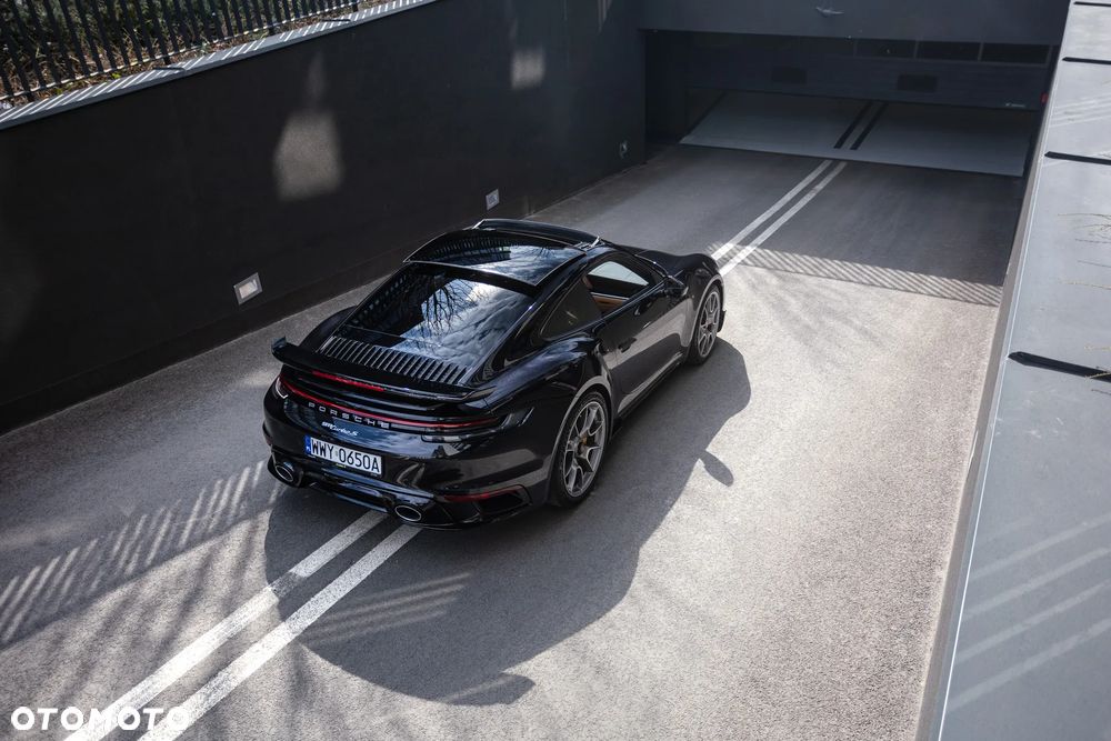Porsche 911 Turbo S - 13