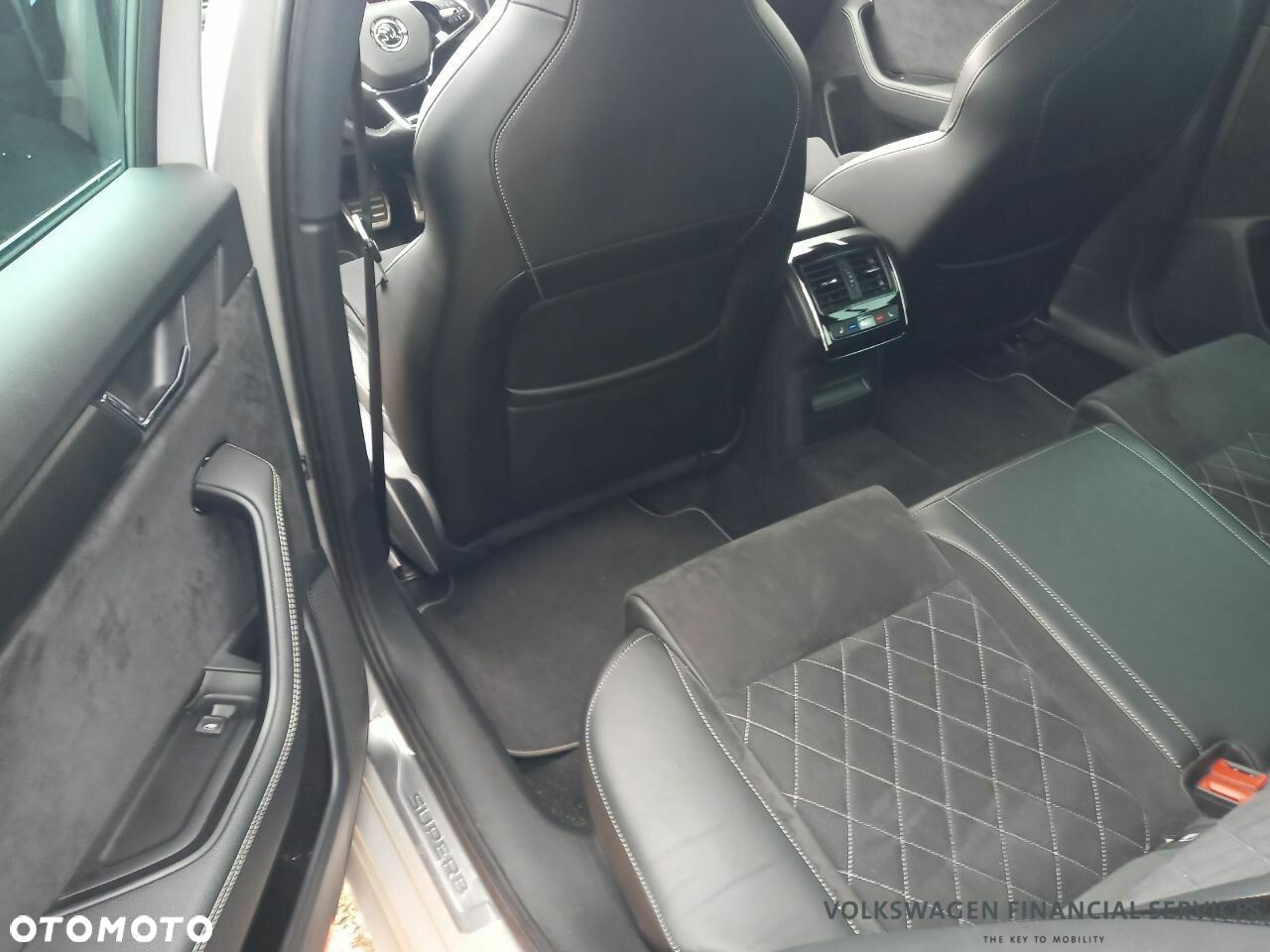 Skoda Superb 1.4 TSI Plug-In Hybrid Sportline DSG - 6