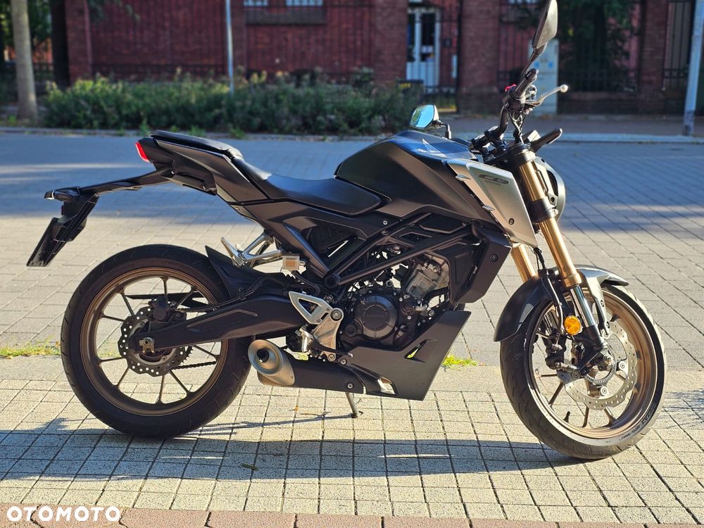 Honda CBF - 3