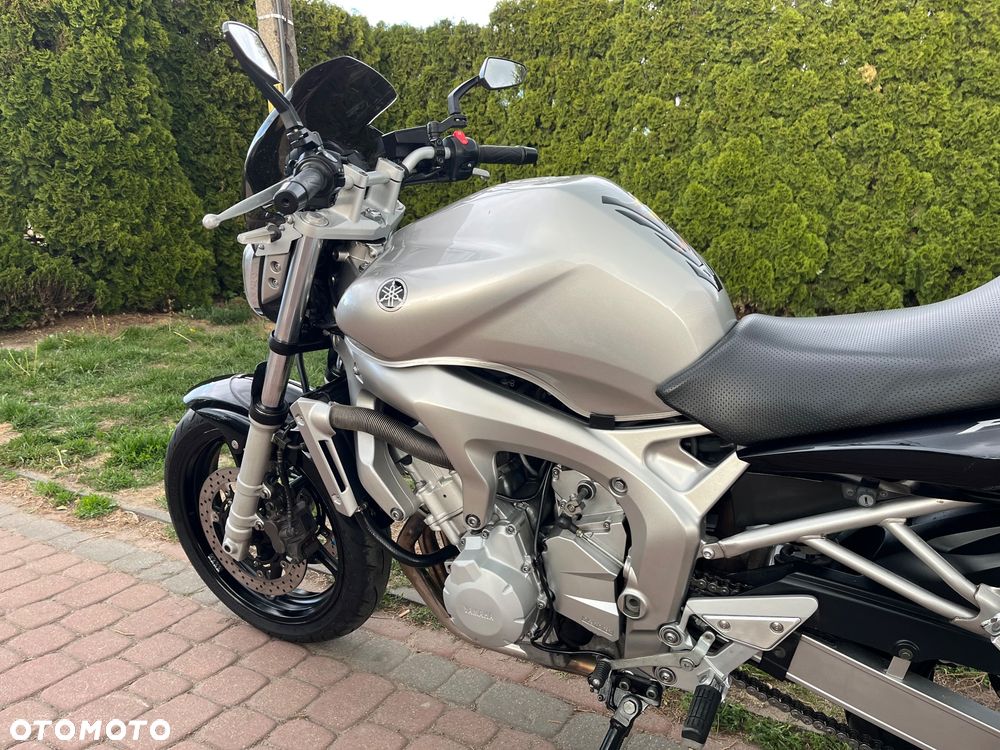 Yamaha FZ6 - 22