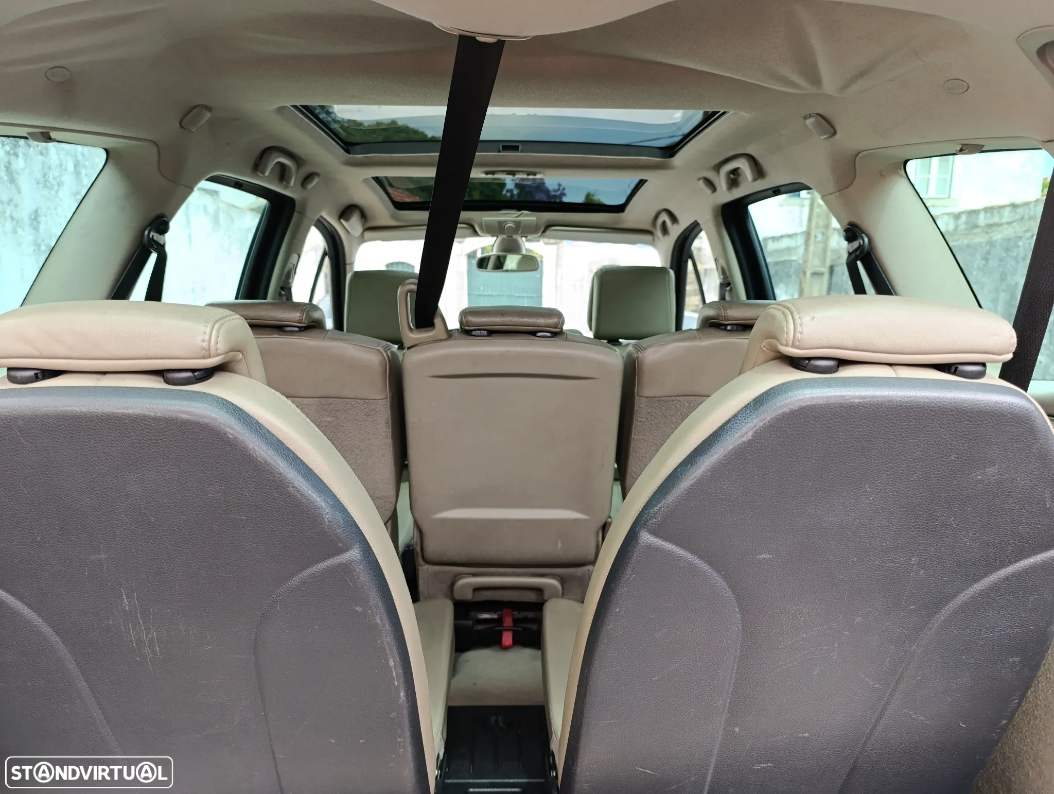 Renault Grand Scénic 1.5 dCi Luxe 7L. - 13