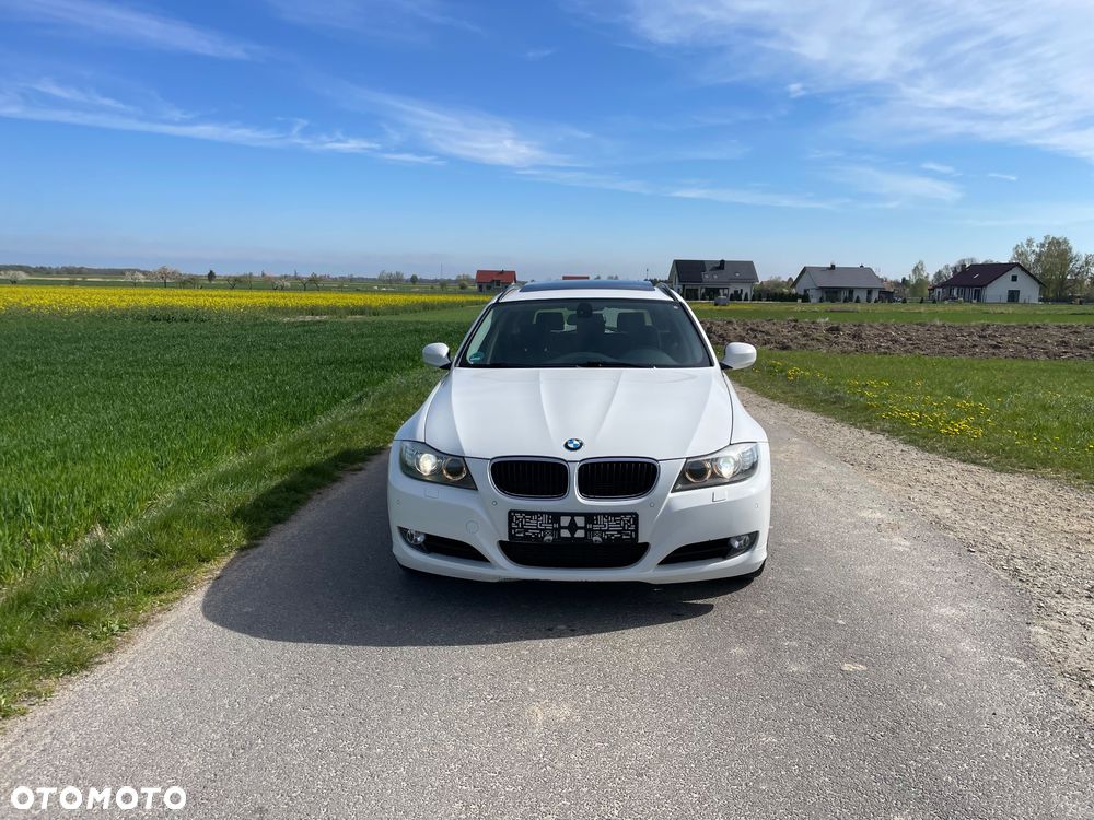 BMW Seria 3 320d xDrive DPF - 3