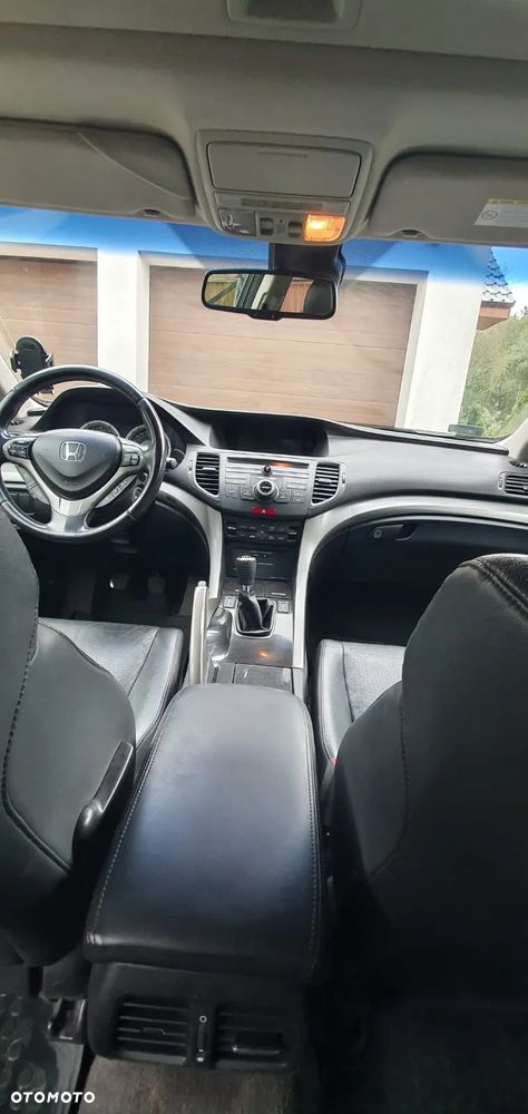 Honda Accord 2.2d Executive Nav - 6