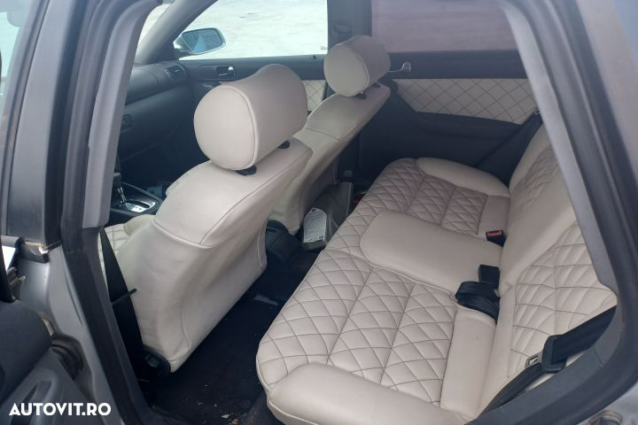 Buton avarie Audi A3 8L (facelift)  [din 2000 pana  2003] seria Hatchback 5-usi 1.8 AT (125 hp) - 8