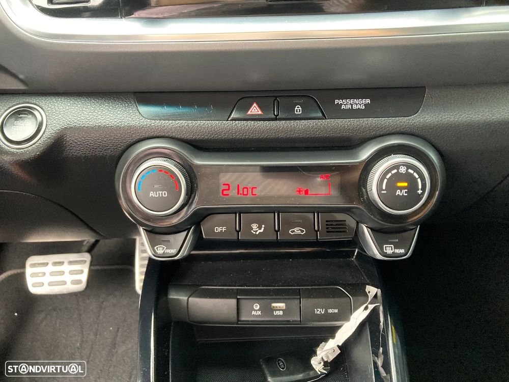 Kia Stonic 1.0 T-GDI DCT OPF Platinum Edition - 28