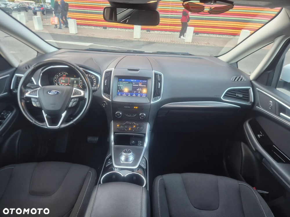 Ford S-Max 2.0 EcoBlue Titanium - 14