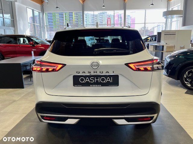 Nissan Qashqai - 4
