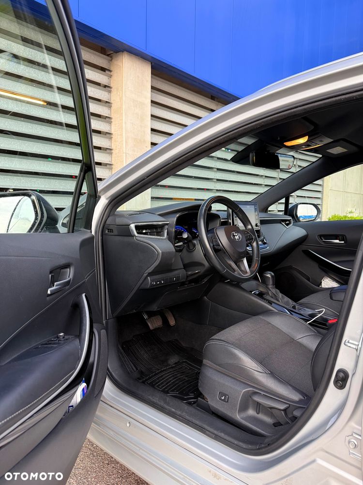 Toyota Corolla - 6