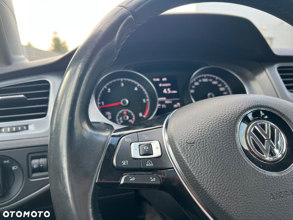 Volkswagen Golf VI 1.6 TDI BlueMot Trendline - 11