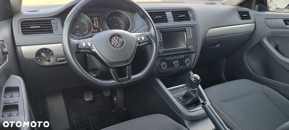 Volkswagen Jetta 2.0 TDI DPF BMT Comfortline - 4