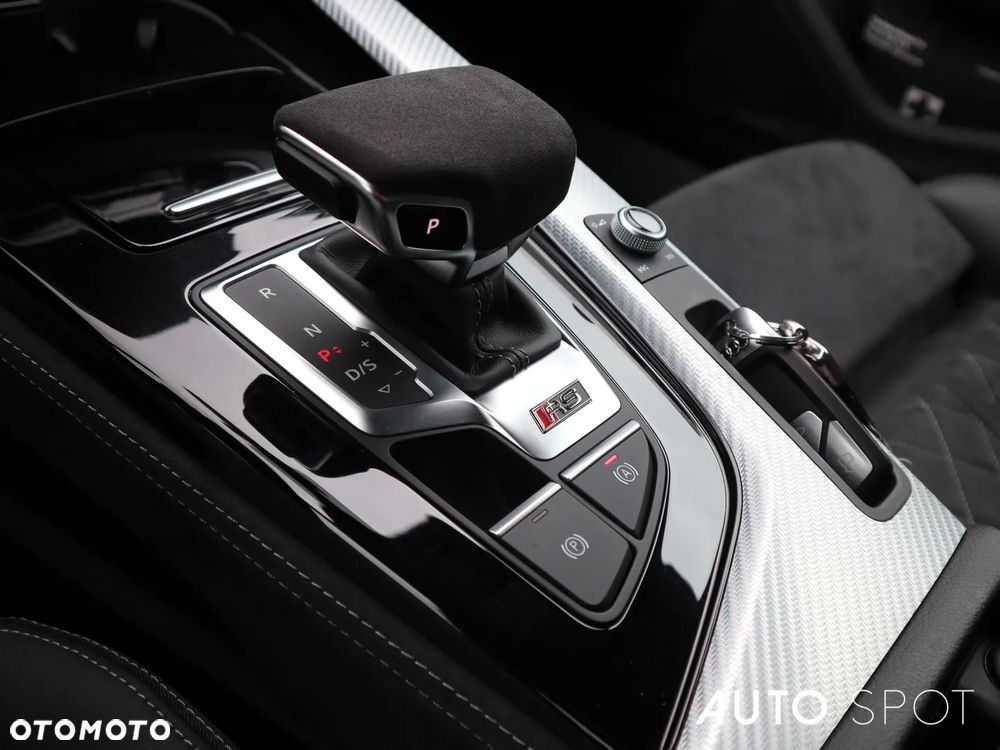 Audi RS4 Avant TFSI Quattro Tiptronic - 37