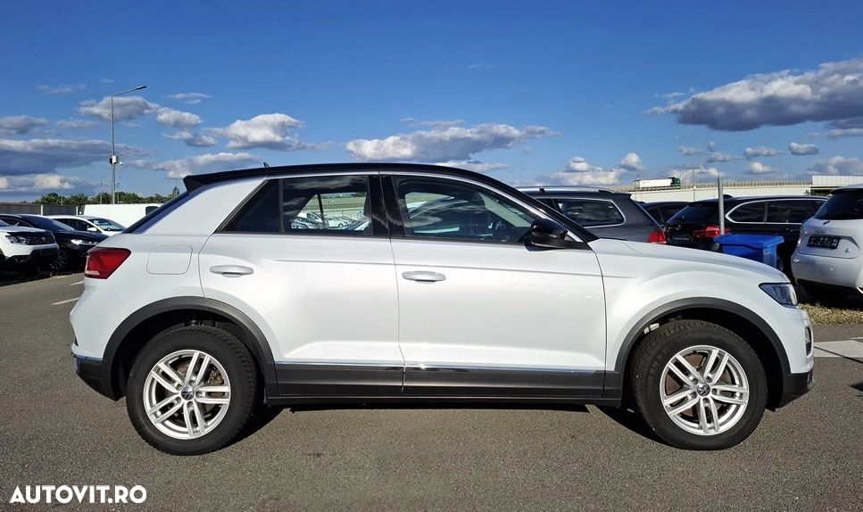 Volkswagen T-Roc 2.0 TDI SCR 4MOTION Sport - 23