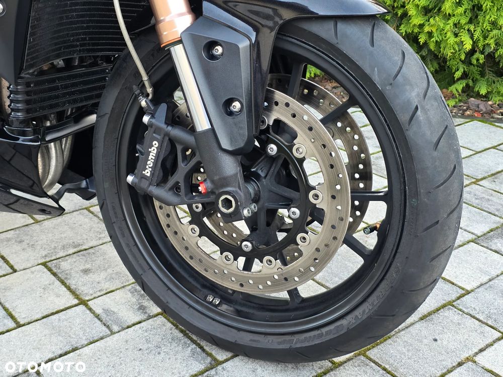 Triumph Speed Triple - 10