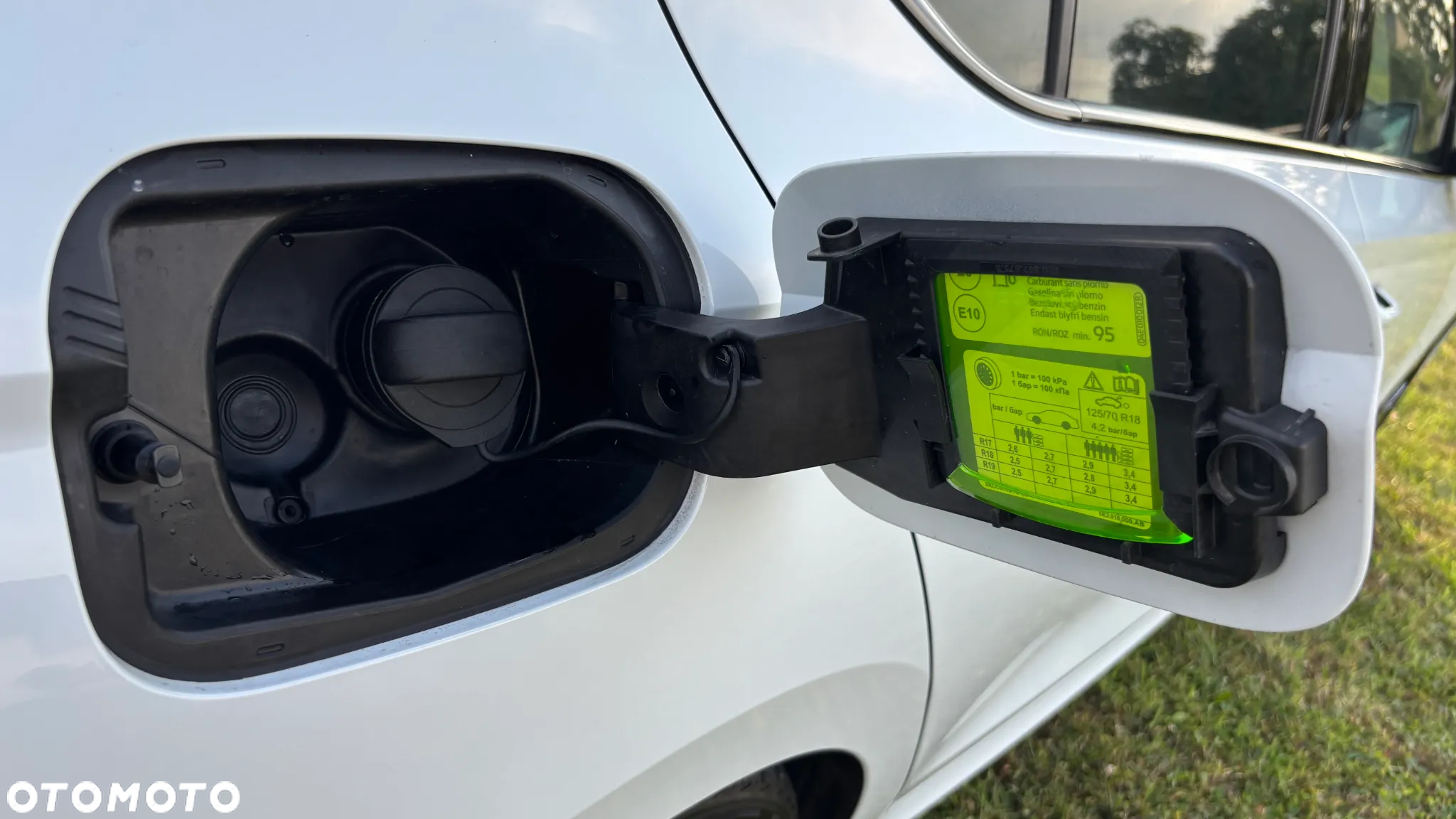 Skoda Octavia 2.0 TSI RS DSG - 22