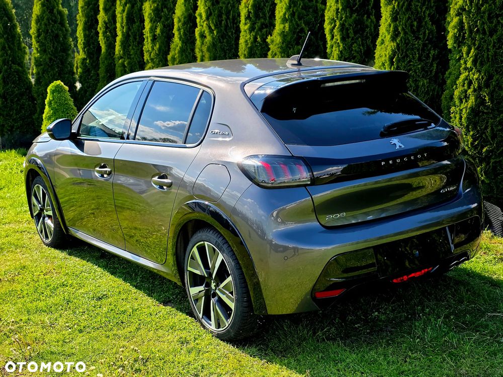 Peugeot 208 PureTech 130 EAT8 GT Pack - 29