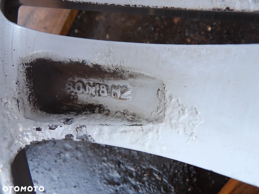 BMW - F20 - FELGA ALUMINIOWA - 8JxH2 - IS52 - 7845853 - 3
