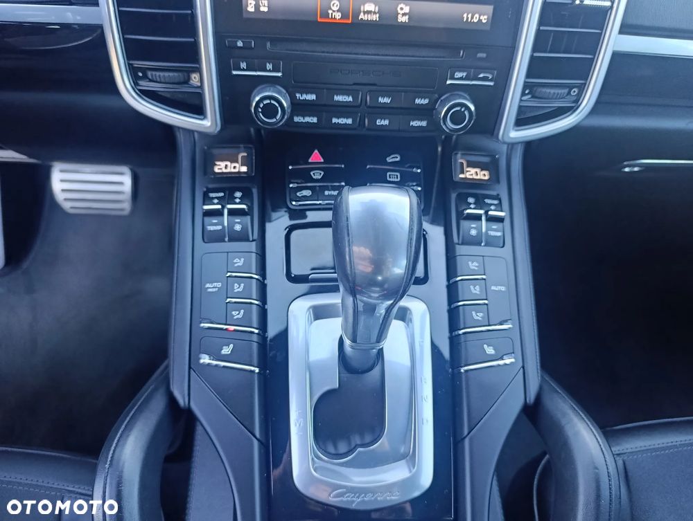 Porsche Cayenne S Diesel Platinum Edition - 23