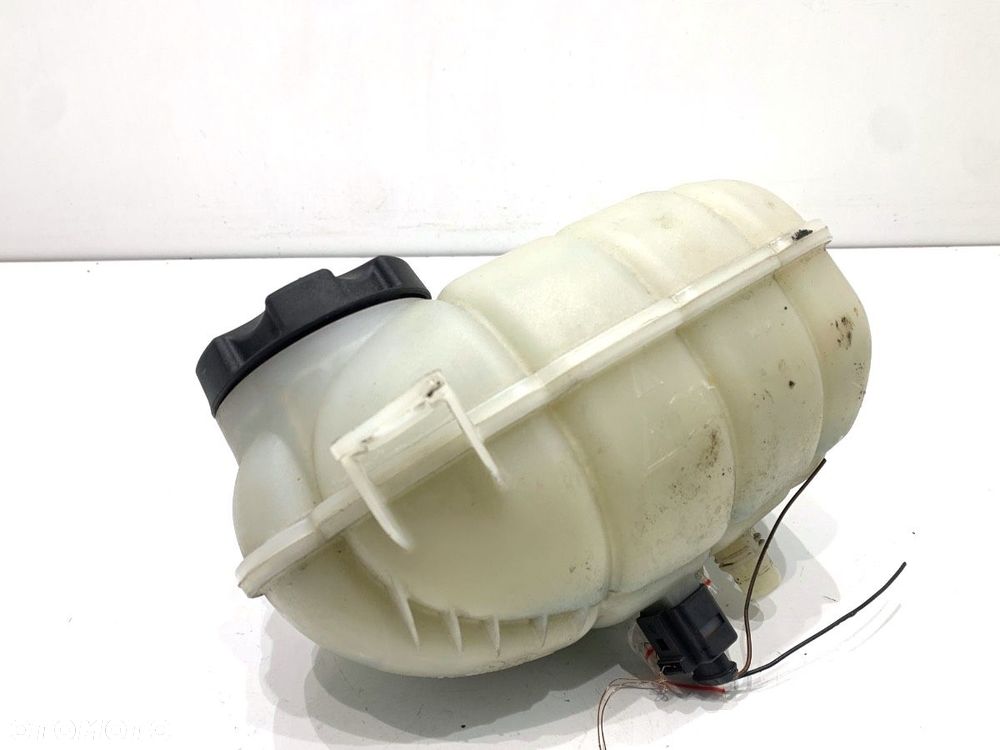 ZBIORNIK WYRÓWNAWCZY PŁYNU CHŁODZĄCEGO  BMW 3 Touring (F31) 2012 - 2019 320 d xDrive 135 kW [184 - 2