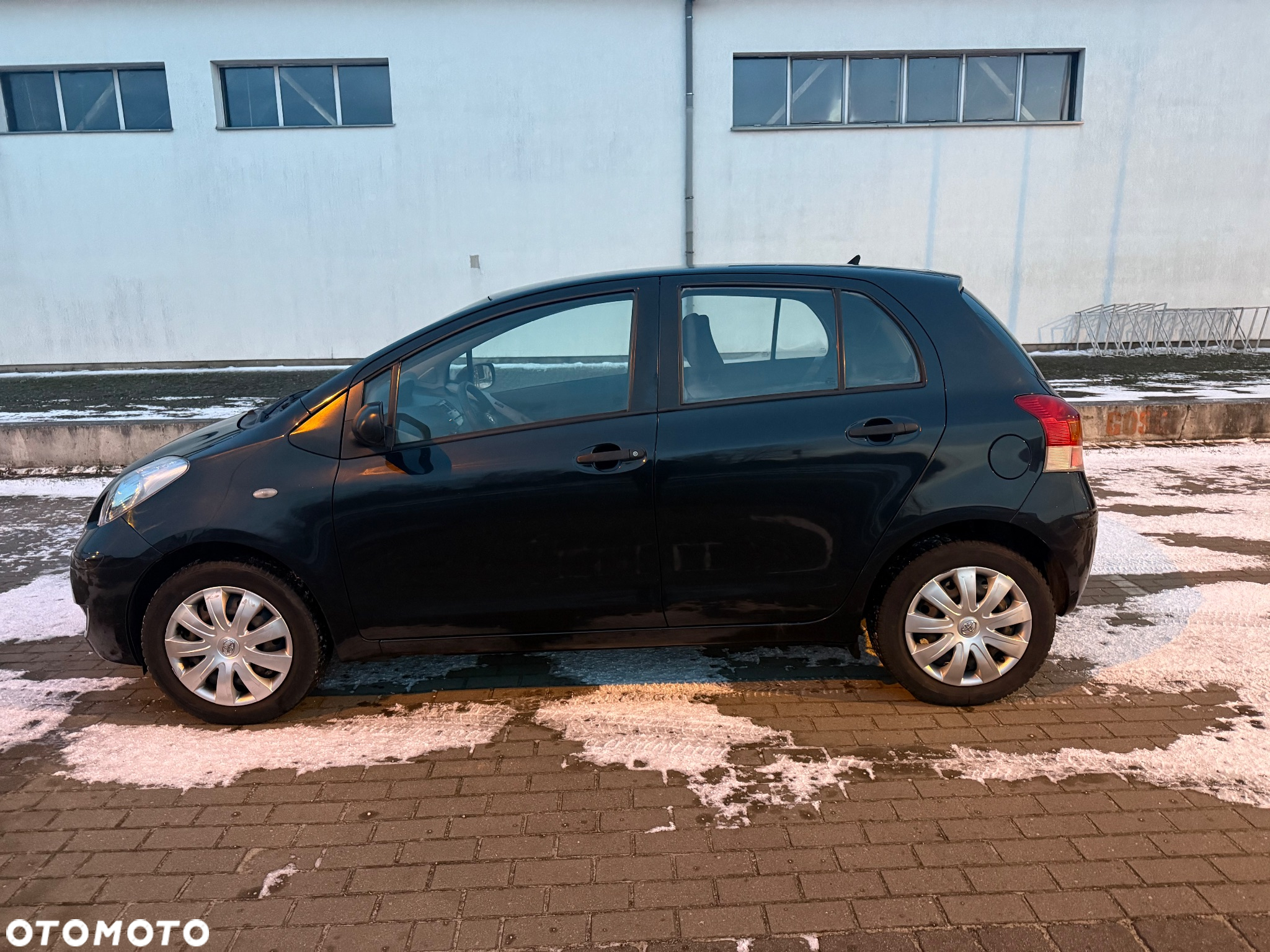 Toyota Yaris - 9