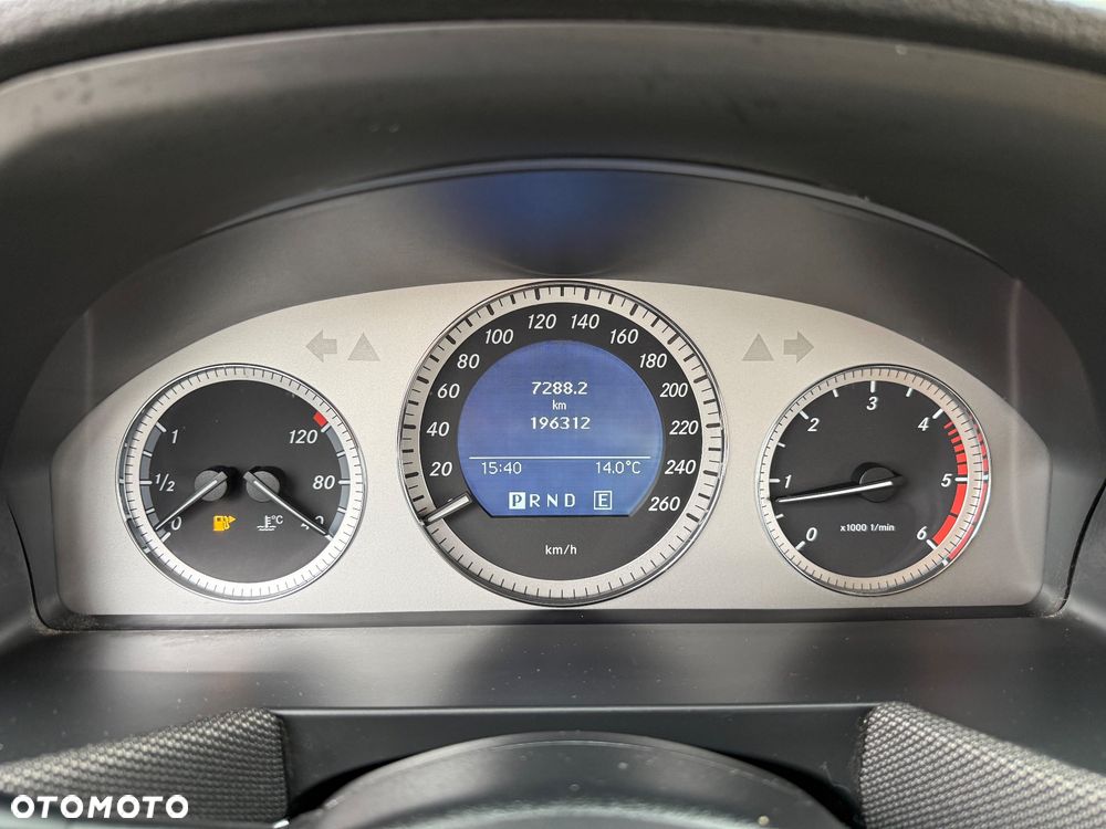Mercedes-Benz GLK 200 CDI (BlueEFFICIENCY) 7G-TRONIC - 16