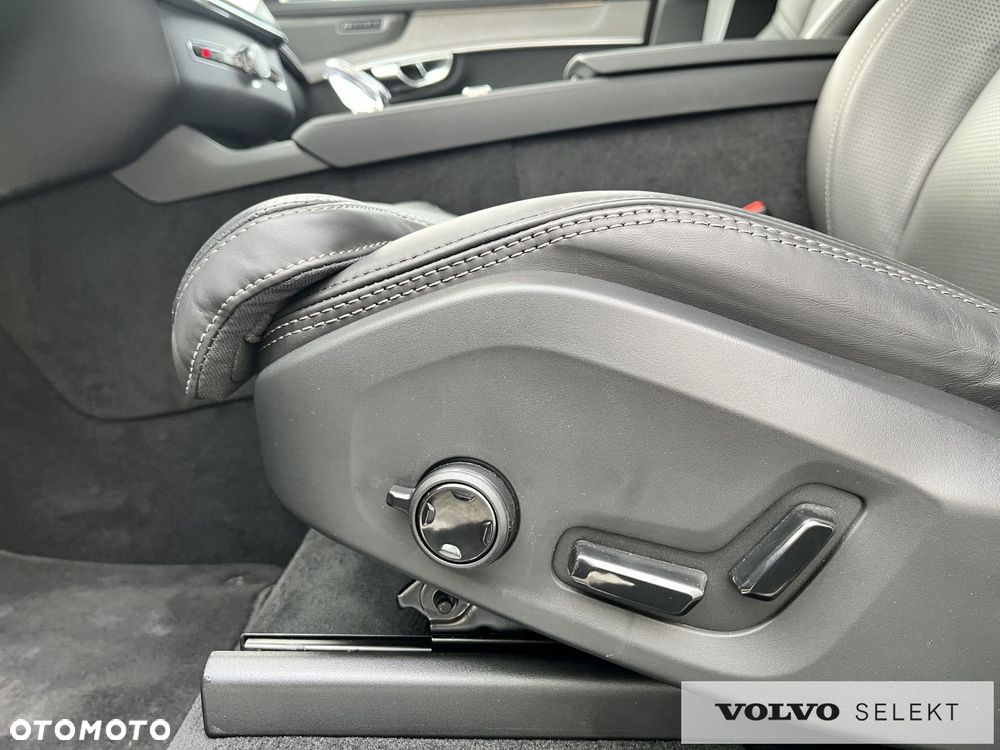 Volvo XC 90 - 18