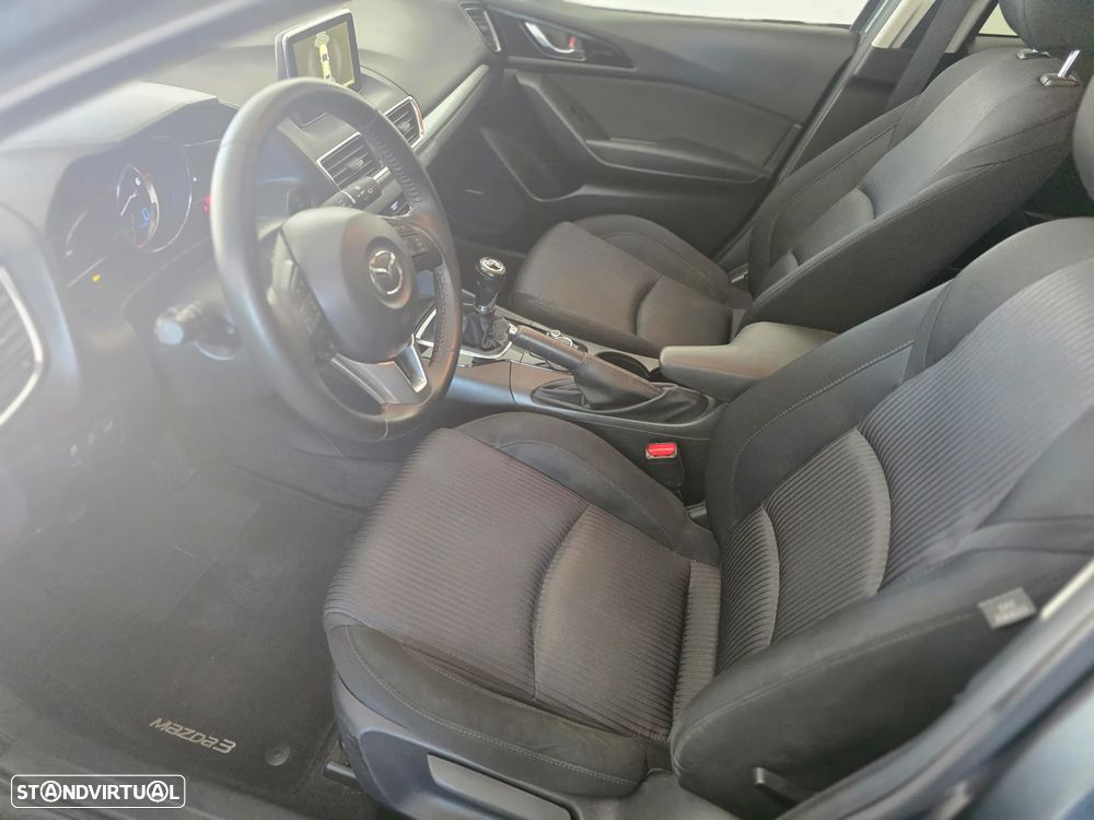 Mazda 3 Hatchback 1.5 Sky-D Excellence Pack HT Navi - 15