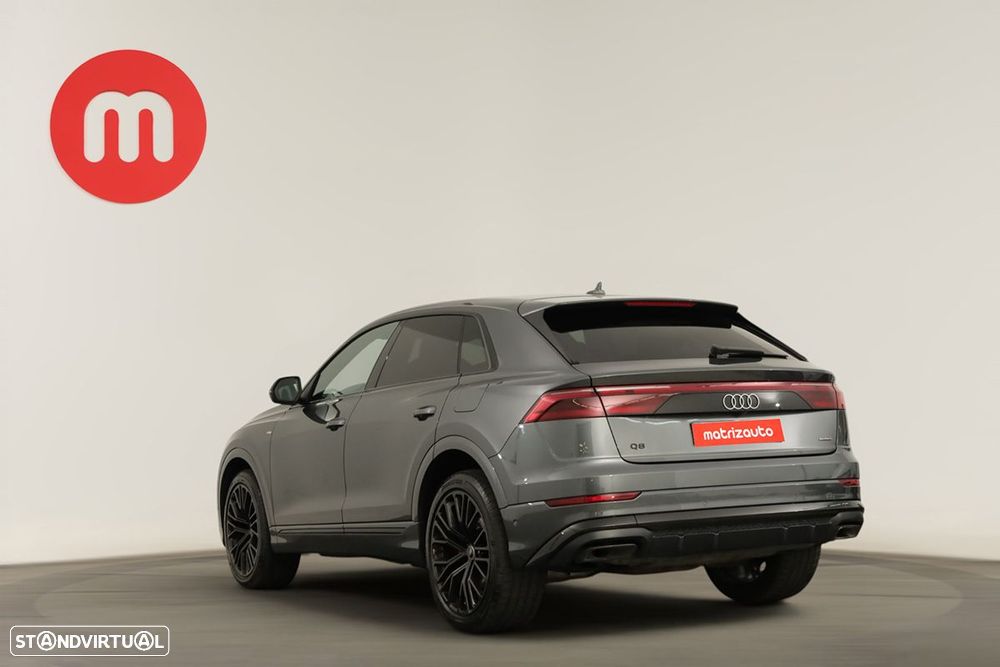 Audi Q8 55 TFSIe quattro Tiptronic - 3