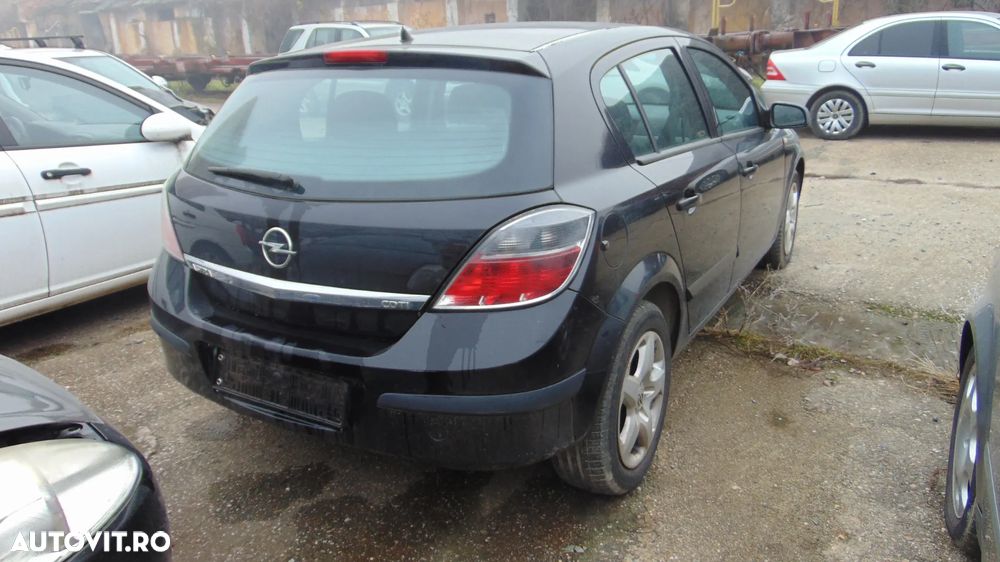 Piese Opel Astra H Facelift motor 1.7 CDTI an 2007 - 7