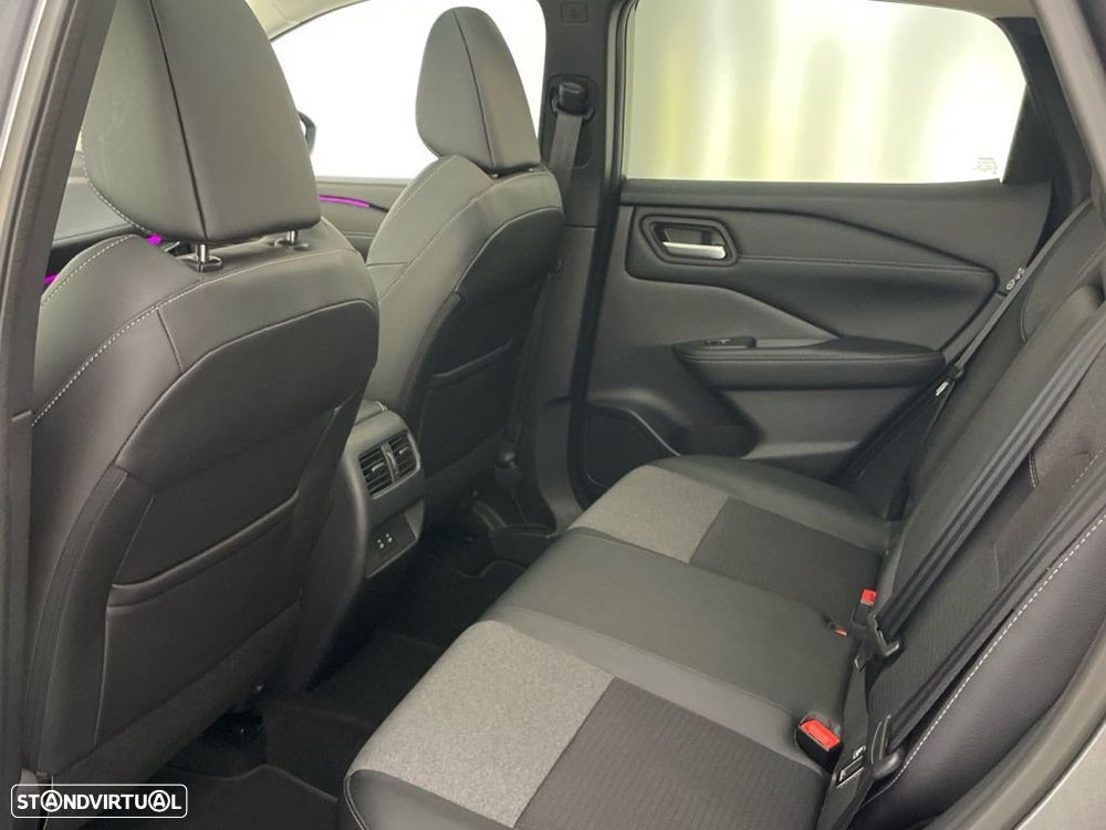 Nissan Qashqai 1.3 DIG-T Advance Xtronic - 12