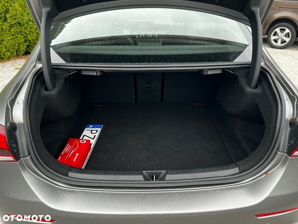 Mercedes-Benz Klasa A AMG 35 4Matic AMG Speedshift DCT 7G - 14