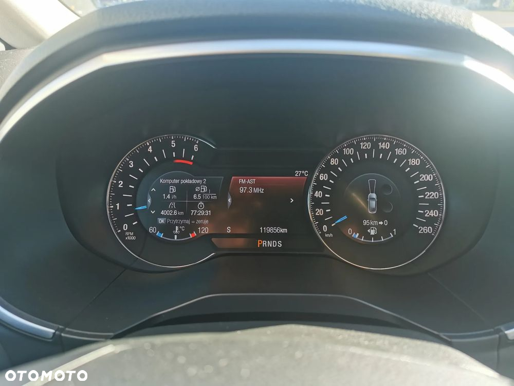 Ford S-Max 2.0 TDCi Titanium PowerShift - 6