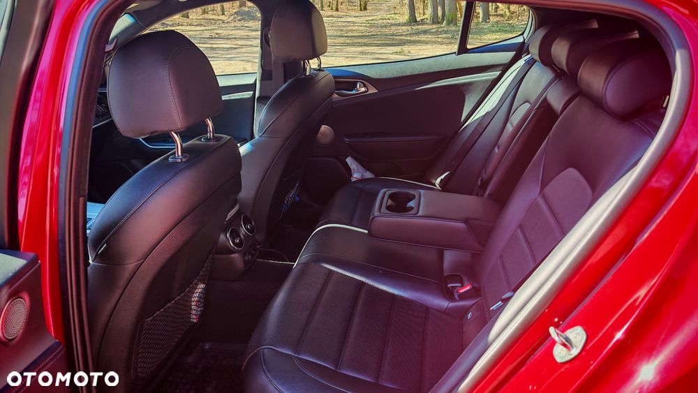 Kia Stinger 2.0 T-GDI GT Line - 14