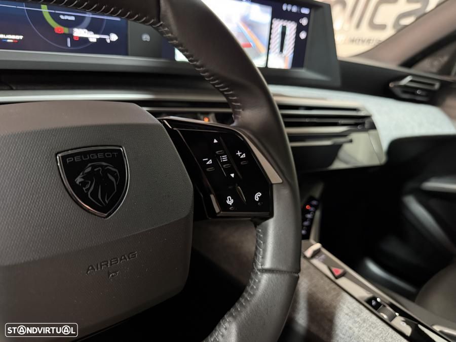 Peugeot 5008 1.2 Hybrid Allure Pack e-DCS6 - 21