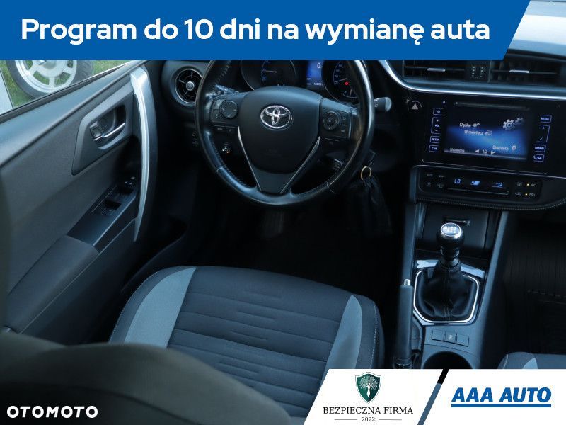 Toyota Auris - 9