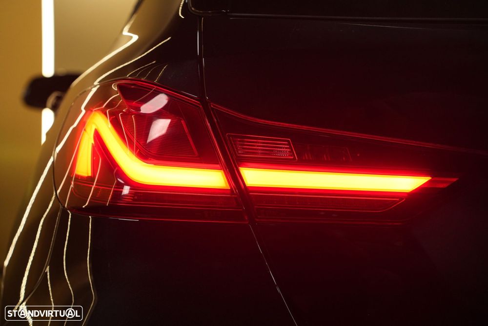BMW 116 d Pack Desportivo M Auto - 15