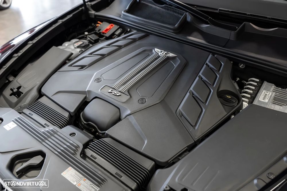 Bentley Bentayga V8 - 38