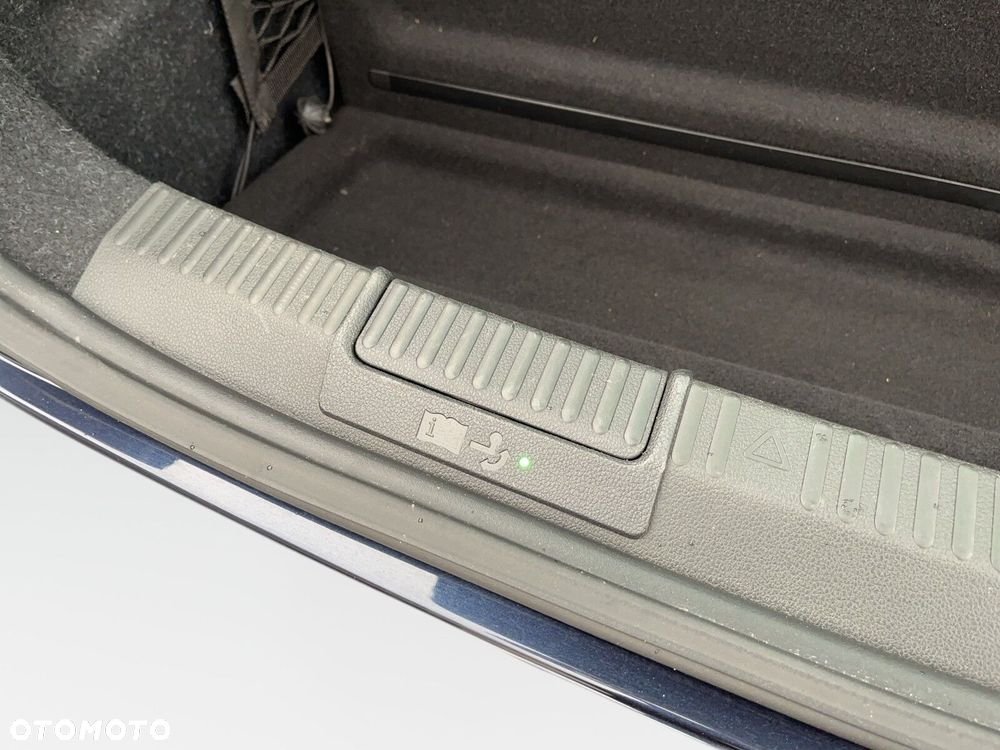 Skoda Superb 2.0 TDI SCR 4x4 L&K DSG - 10